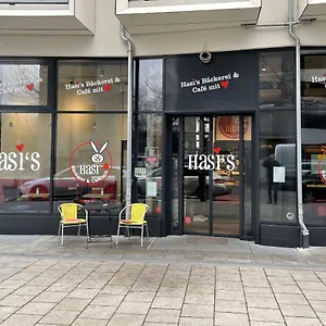https://mnchen-riem-modernes-appartement-direkt-an-der-messe.getmunichhotels.com