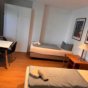Estelada Boarding Berg Am Laim Hostal