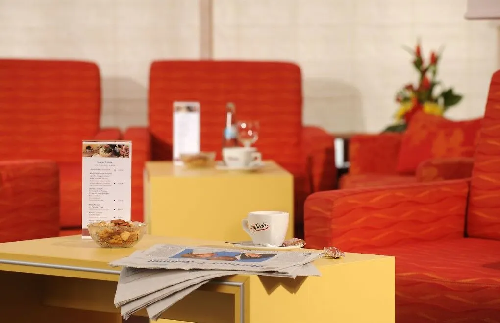 Amber Econtel Hotell München 3*,